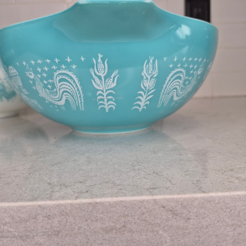Pyrex Mixing Bowls Butterprint Amish 3 Piece Set Turquoise White - Picture 5 of 16